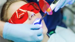 Какие преимущества у лазерного отбеливания зубов