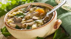 Как сварить суп с маринованными грибами