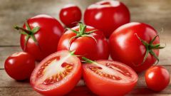 Как подкормить помидоры дрожжами