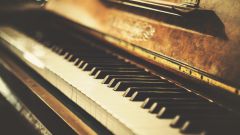 Как просто научиться играть на фортепиано самостоятельно?