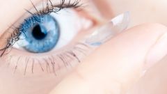 Почему контактные линзы лучше очков