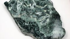 Серафинит: внешний вид и свойства камня