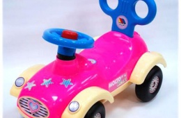 Каталка-автомобиль для девочек