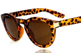 Очки с леопардовым принтом
