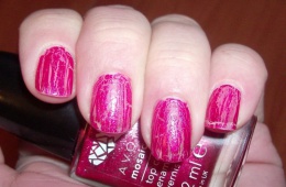 Мозаичный эффект на ногтях