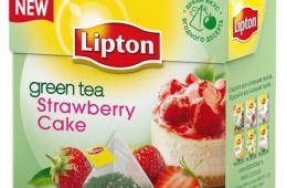 Lipton Green Tea Strawberry Cake