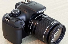 Зеркальная фотокамера Canon 1100D