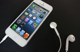 Смартфон Apple iPhone 5C с памятью 16Gb