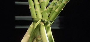How to cook green asparagus