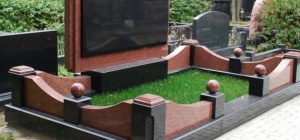 Как правильно смонтировать гранитный памятник на кладбище