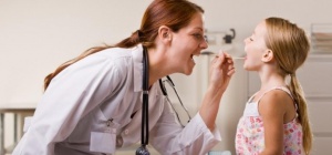 Стафилококк в горле: симптомы и способы лечения
