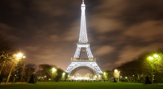 Как увидеть Париж и сэкономить
