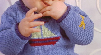Как связать малышу свитер