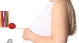 Как предотвратить появление растяжек при беременности