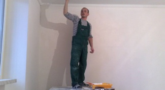 Как перекрасить потолок