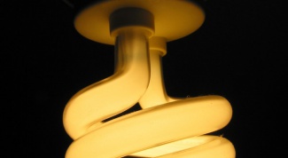 Как сделать энергосберегающую лампу