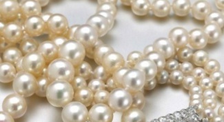 How to distinguish real pearls from artificial