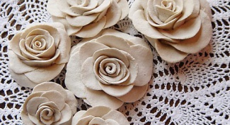 How to make flowers out of salt dough