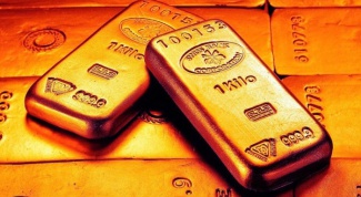 Почему золото падает в цене