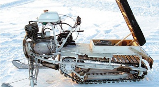 How to make a snowmobile with your hands
