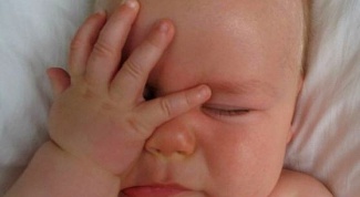 Почему ребенок плачет перед сном