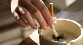 Почему тяжело бросать курить