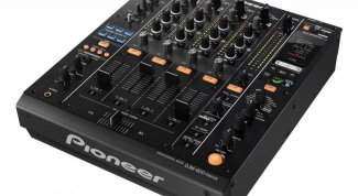 How to connect the sound card to the mixer