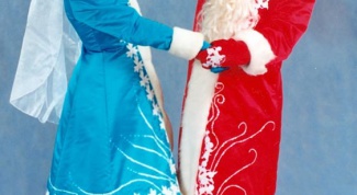 Как поздравить Деда Мороза и Снегурочку