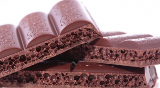 Почему шоколад белеет
