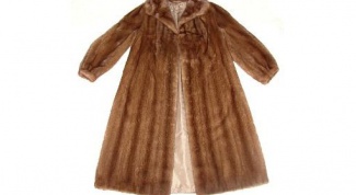 How to alter a fur coat of mink