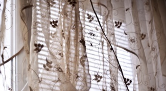 How to decorate tulle