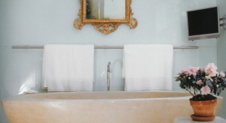 Как украсить зеркало в ванной