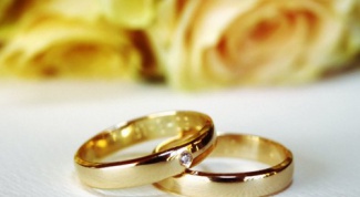 Как выбрать свадебное кольцо для невесты