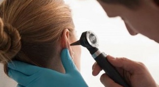 Как проводить лечение воспаления уха