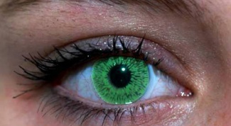 Как сделать глаза зелеными