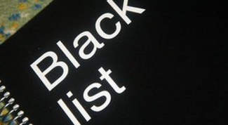 How to put a man on the phone's black list