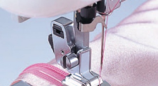 How to sew a hidden zip