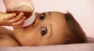 Как напоить ребенка