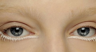 How to sum the lower eyelid