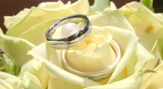 Как узнать размер кольца для девушки