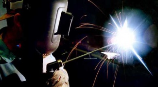 How to connect welding machine