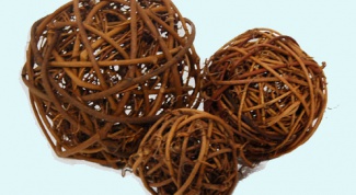 How to weave a ball