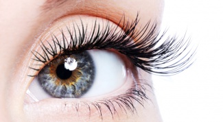 How to make eyelashes thick at home