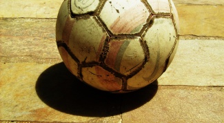 How to make a soccer ball