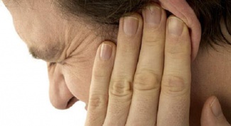 Как избавиться от боли в ухе