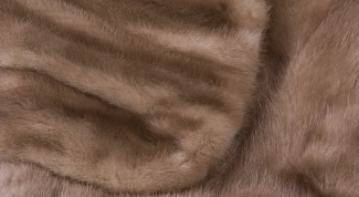 How to sew a fur coat of mink
