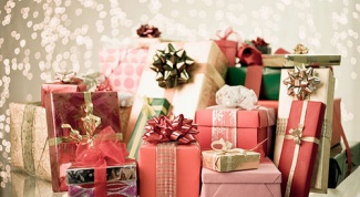 Как упаковать новогодний подарок