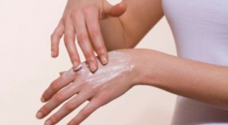 Как лечить обморожение рук