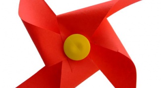 How to make a propeller out of paper