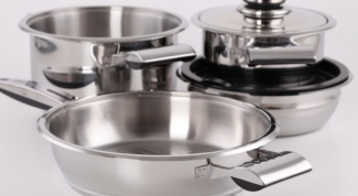 How to clean aluminum pan